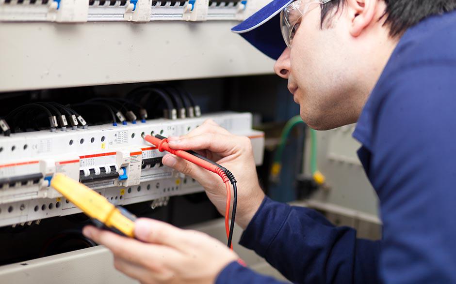 cherche électricien Saint-Germain-en-Laye